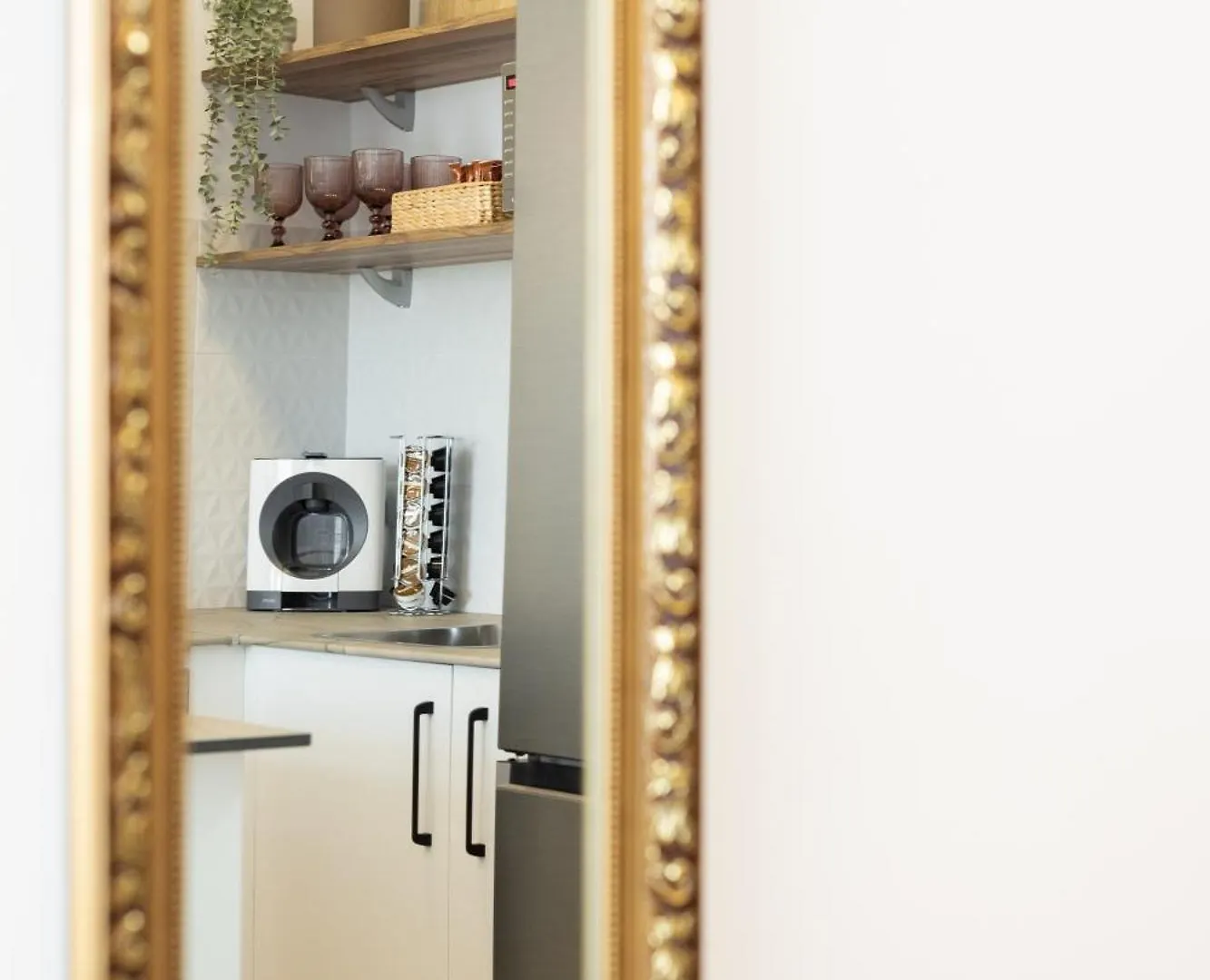 Home2Book Stylish Apt, Pool & Terrace Las Americas 아로나 0*,  스페인