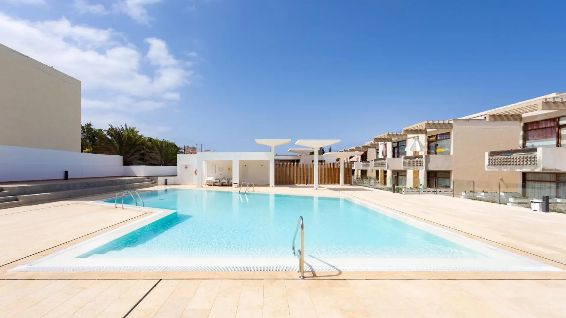 아파트 Home2Book Stylish Apt, Pool & Terrace Las Americas 아로나 스페인
